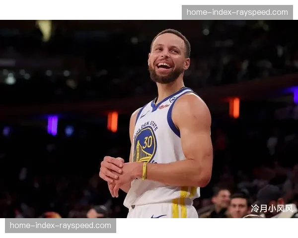 勇士133-112轻取灰熊,库里缺阵球队仍展现深度 勇士133-112轻取灰熊,库里缺阵球队仍展现深度