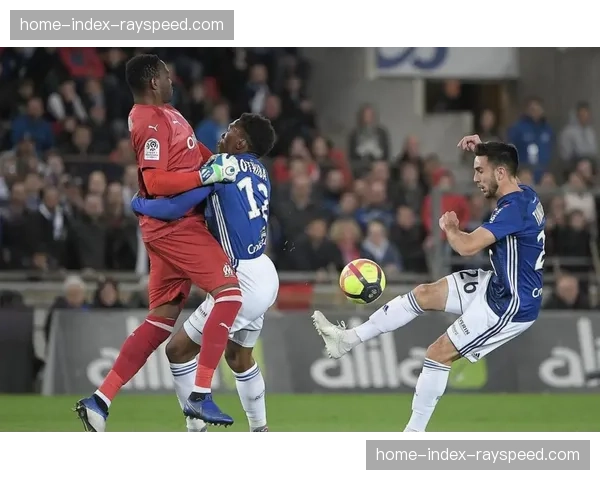 马赛稳定性缺失：德泽尔比战术体系是否适合法甲竞争环境？