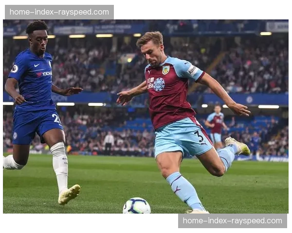 英超保级关键战前瞻：伯恩利传统英式长传冲吊迎战布莱顿的极致传控